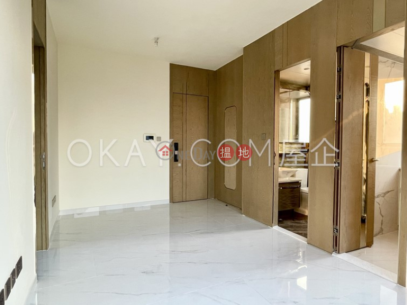 2房1廁,極高層,露台皇后大道西 160-162 號出售單位|皇后大道西 160-162 號(160-162 Queen\'s Road West)出售樓盤 (OKAY-S395192)