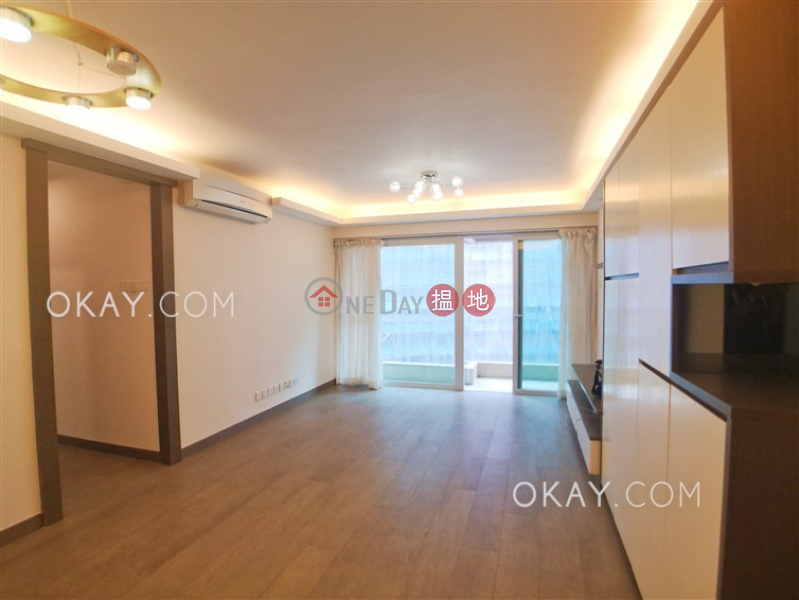 Efficient 3 bedroom with balcony & parking | For Sale | Flora Garden 富麗園 Sales Listings