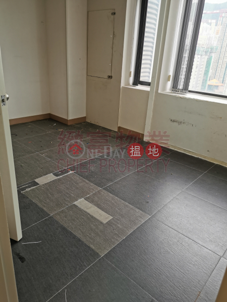 HK$ 47,800/ month | Max Trade Centre Wong Tai Sin District | 罕有相連，9間房，內廁