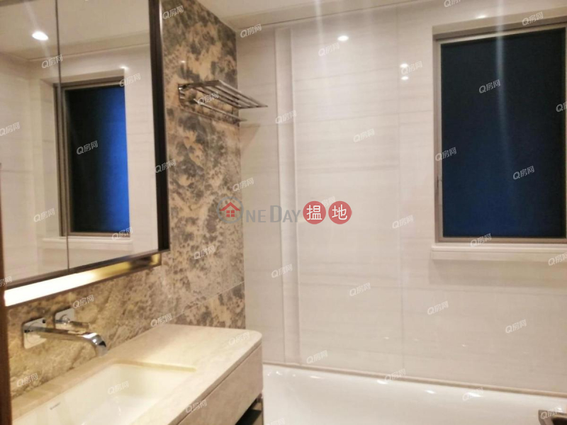 HK$ 52,000/ month My Central, Central District My Central | 3 bedroom Low Floor Flat for Rent