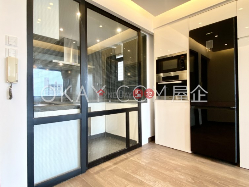 Charming 1 bedroom in Mid-levels West | For Sale | Namning Mansion 南寧大廈 Sales Listings
