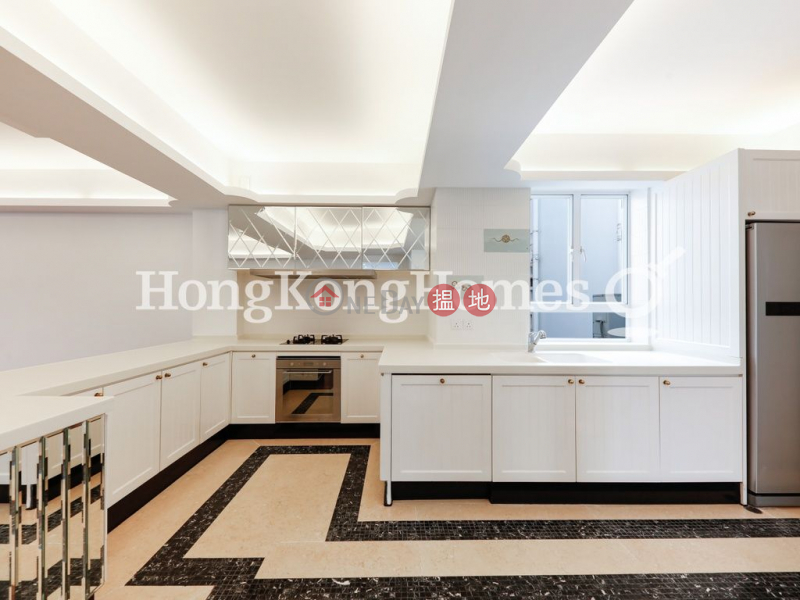 3 Bedroom Family Unit for Rent at Pine Court Block A-F | Pine Court Block A-F 翠峰園A-F座 Rental Listings