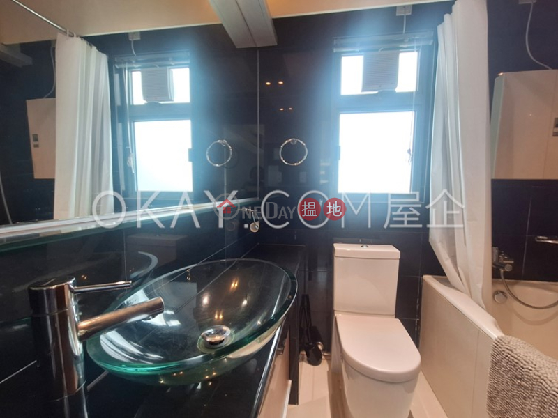 Charming 3 bedroom on high floor with balcony | Rental | Jardine Summit 渣甸豪庭 Rental Listings