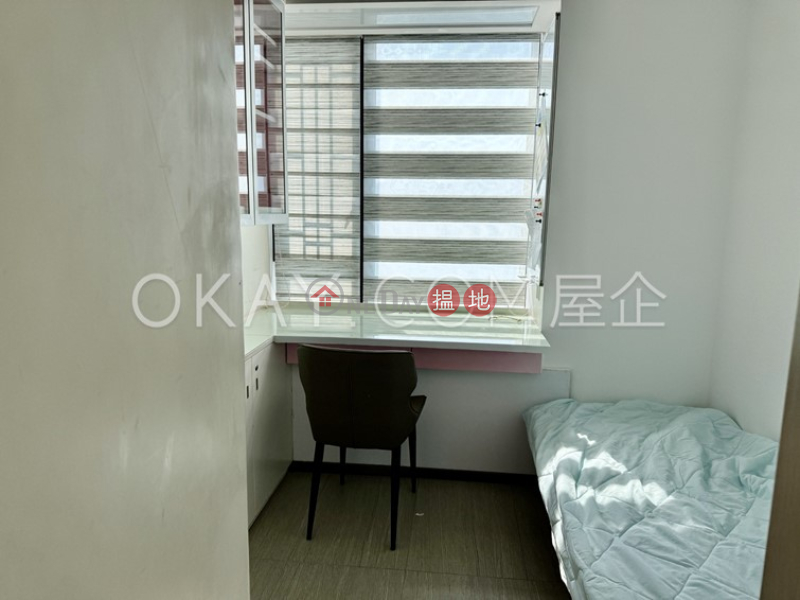 HK$ 43M, The Arch Sky Tower (Tower 1),Yau Tsim Mong | Beautiful 3 bedroom with balcony | For Sale