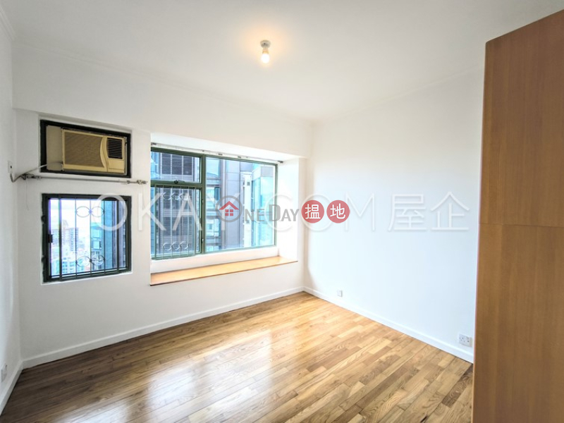 HK$ 60,000/ month | Robinson Place, Western District | Nicely kept 3 bedroom on high floor | Rental