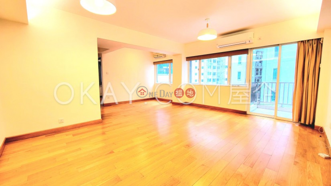 Popular 2 bedroom with balcony | Rental, Garfield Mansion 嘉輝大廈 Rental Listings | Western District (OKAY-R63227)