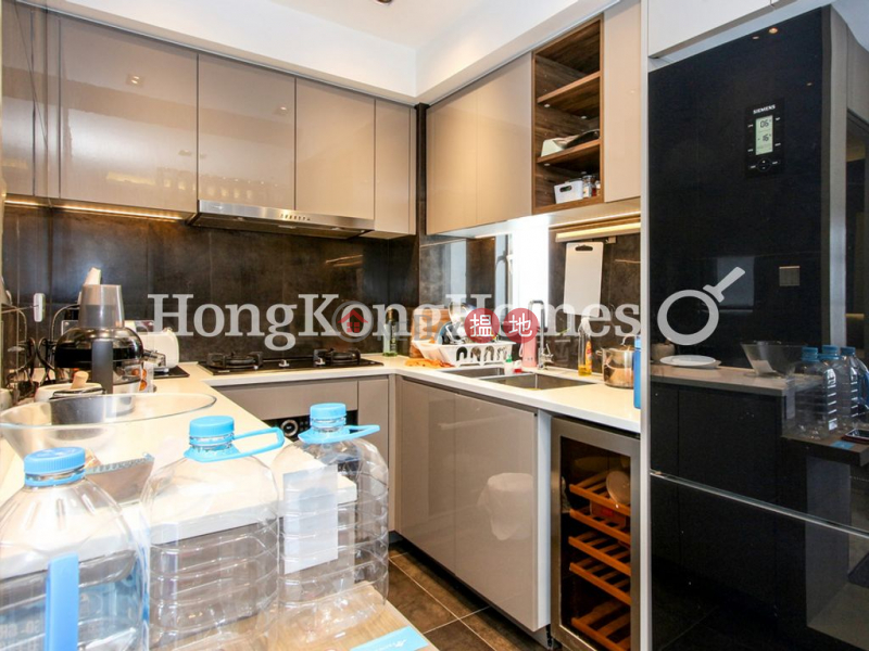 HK$ 65,000/ 月|雨時大廈-中區|雨時大廈兩房一廳單位出租