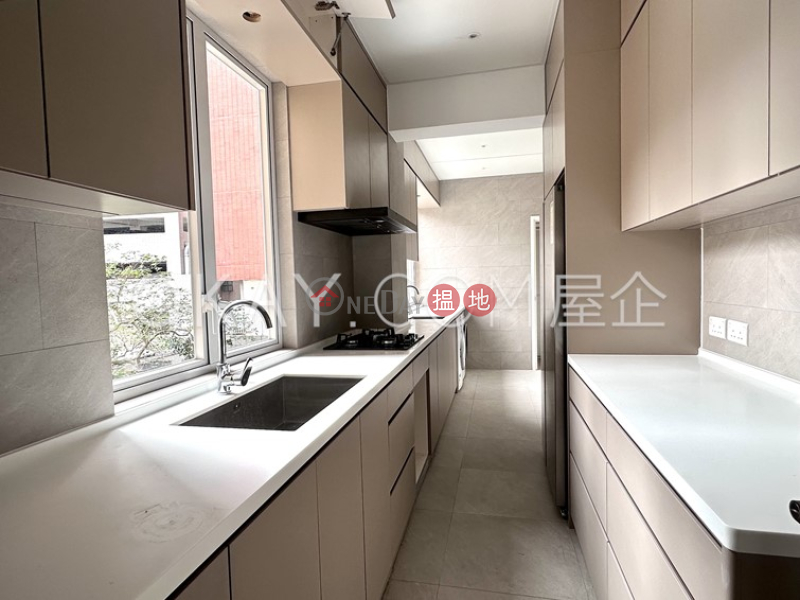 HK$ 85,000/ month, Chenyu Court Central District Exquisite 3 bedroom with parking | Rental
