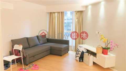 Popular 3 bedroom in Mid-levels West | For Sale | Goldwin Heights 高雲臺 _0