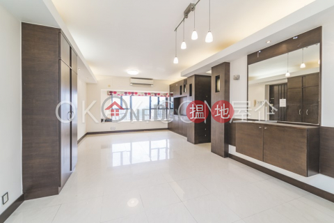 Elegant 3 bedroom on high floor with parking | Rental | Flourish Court 殷榮閣 _0