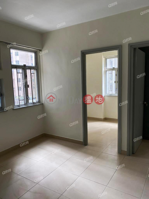 Block 2 Hong Wah Mansion | 2 bedroom Low Floor Flat for Rent | Block 2 Hong Wah Mansion 康華大廈 2座 _0
