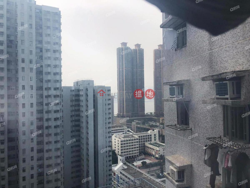 Block 9 Fullview Garden | 2 bedroom High Floor Flat for Sale 18 Siu Sai Wan Road | Chai Wan District | Hong Kong, Sales | HK$ 6.8M