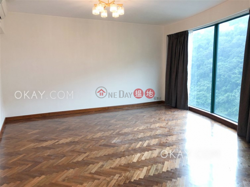 Exquisite 3 bedroom on high floor with parking | Rental | Hillsborough Court 曉峰閣 Rental Listings