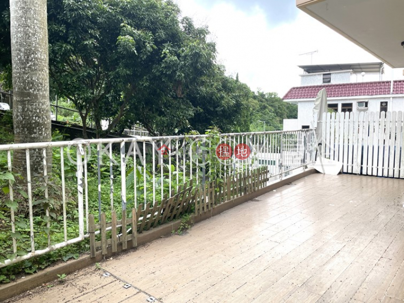 Lovely house with terrace & parking | Rental | Mang Kung Uk Village 孟公屋村 Rental Listings