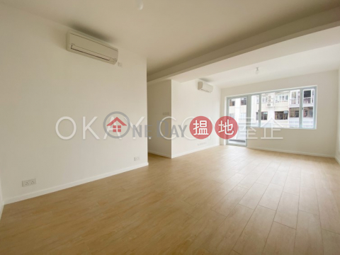 Luxurious 3 bedroom on high floor with balcony | Rental | Greenfield Mansion 新豪大廈 _0