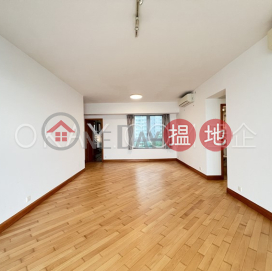 Gorgeous 3 bedroom with sea views, balcony | Rental