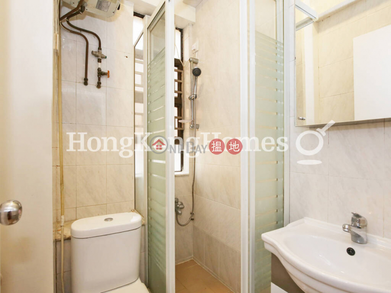HK$ 20,000/ month | Shing Kai Mansion | Western District | 3 Bedroom Family Unit for Rent at Shing Kai Mansion