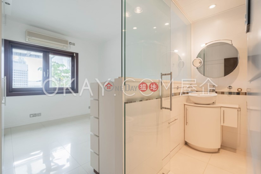 Efficient 3 bedroom with terrace & parking | Rental | 35 MacDonnell Road | Central District, Hong Kong Rental | HK$ 85,000/ month