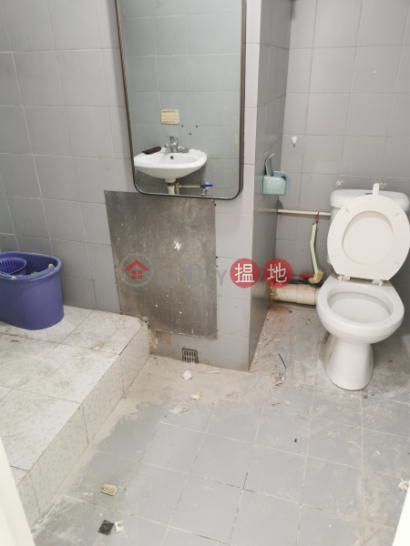 內廁，單位企理, 3 Tsat Po Street | Wong Tai Sin District Hong Kong Rental | HK$ 19,000/ month