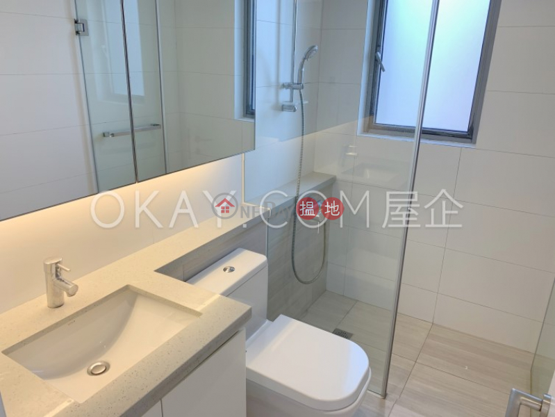 Unique 1 bedroom on high floor with balcony | Rental | Po Wah Court 寶華閣 Rental Listings