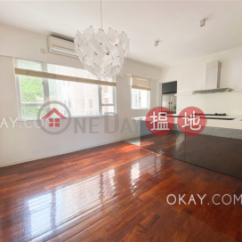 Charming 3 bedroom with parking | For Sale | Greenview Gardens 景翠園 _0