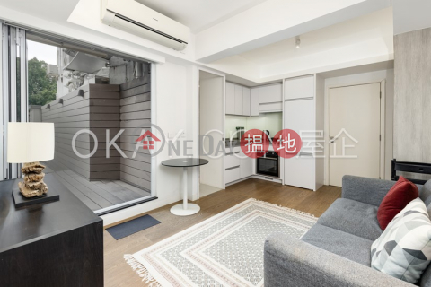 Lovely 1 bedroom with harbour views & terrace | For Sale | Wah Po Building 華寶大廈 _0