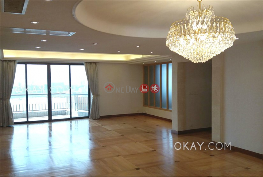 Gorgeous 4 bedroom on high floor with balcony & parking | Rental | Trafalgar Court 大寶閣 Rental Listings