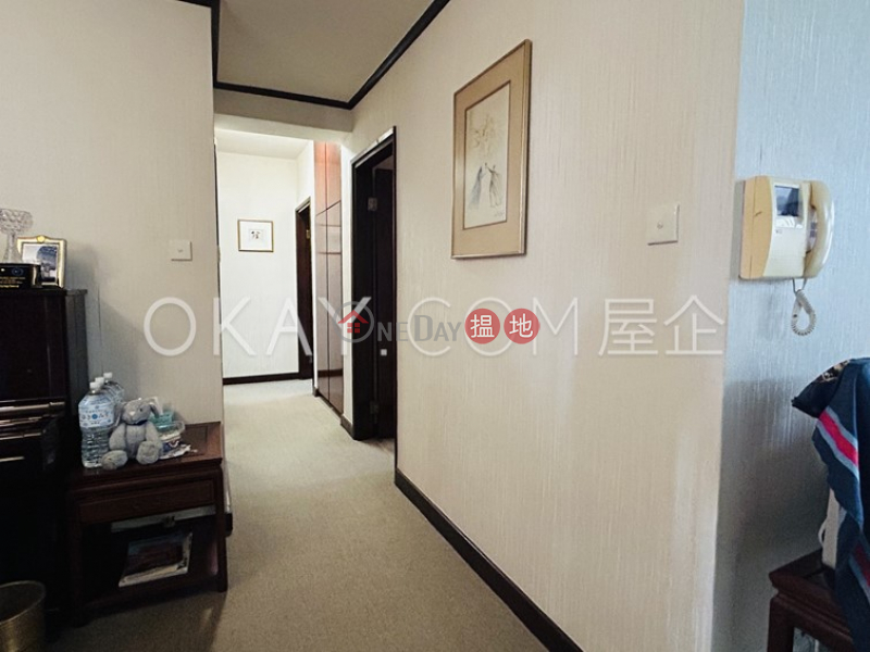 HK$ 20M Wylie Court | Yau Tsim Mong Stylish 3 bedroom with balcony & parking | For Sale
