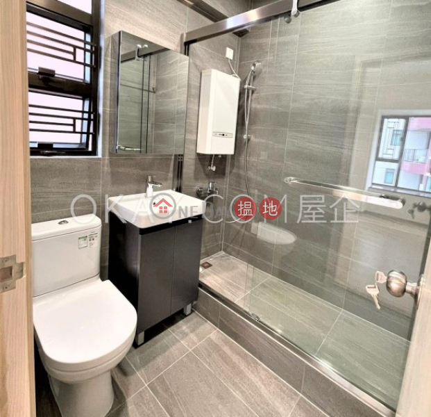 HK$ 32,000/ month | Serene Court Western District, Nicely kept 3 bedroom on high floor with sea views | Rental