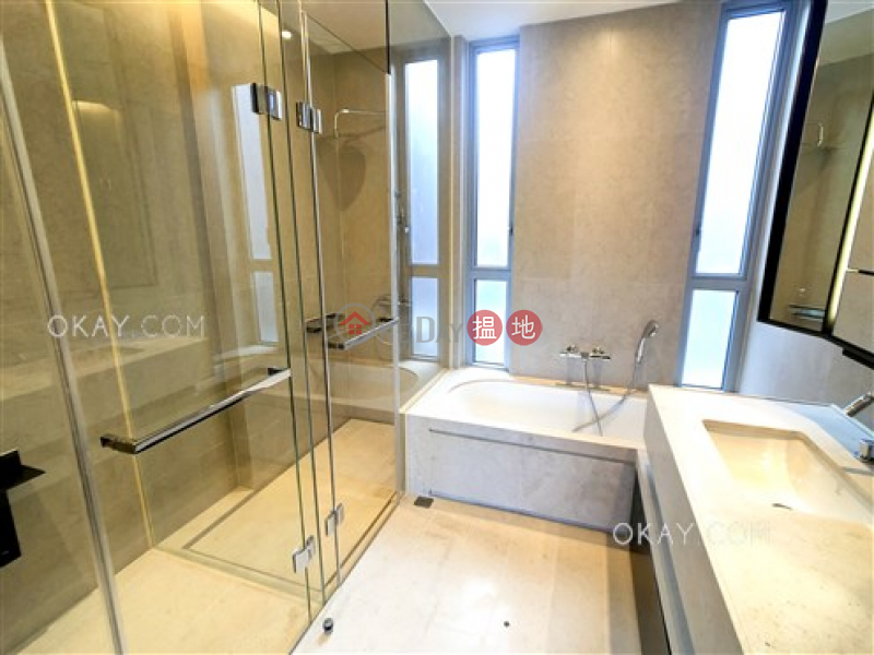 HK$ 78,000/ 月傲瀧 5座-西貢4房3廁,極高層,星級會所,連車位《傲瀧 5座出租單位》