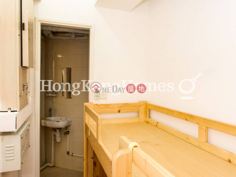 Property Search Hong Kong | OneDay | Residential Rental Listings, 3 Bedroom Family Unit for Rent at The Royal Court