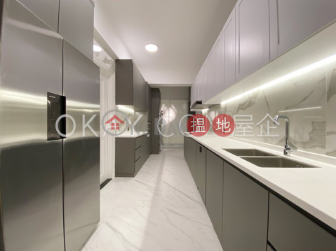 Efficient 3 bedroom with balcony & parking | Rental | Glory Mansion 輝煌大廈 _0