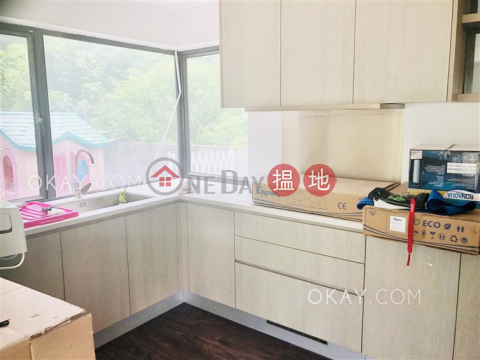 Stylish house with rooftop, balcony | Rental|91 Ha Yeung Village(91 Ha Yeung Village)Rental Listings (OKAY-R385185)_0