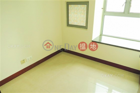 Stylish 3 bedroom with balcony | Rental, The Merton 泓都 | Western District (OKAY-R48568)_0