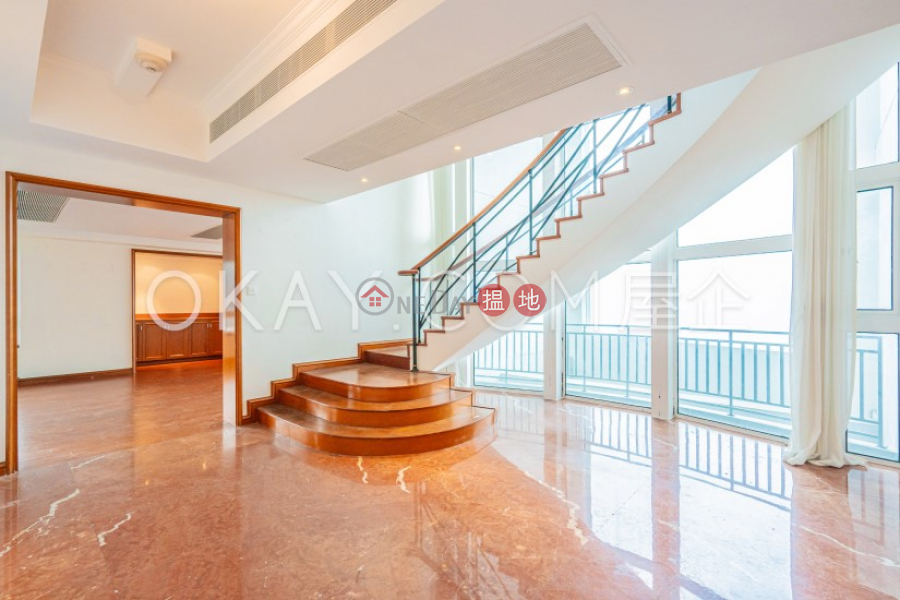 Lovely 4 bedroom on high floor with sea views & balcony | Rental | Block 2 (Taggart) The Repulse Bay 影灣園2座 Rental Listings