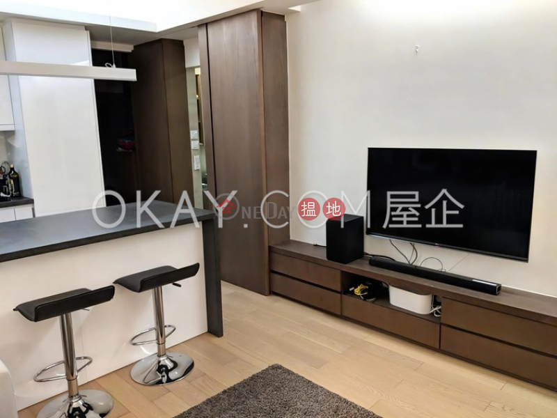 Lovely 1 bedroom on high floor | Rental, Lok Moon Mansion 樂滿大廈 Rental Listings | Wan Chai District (OKAY-R803336)