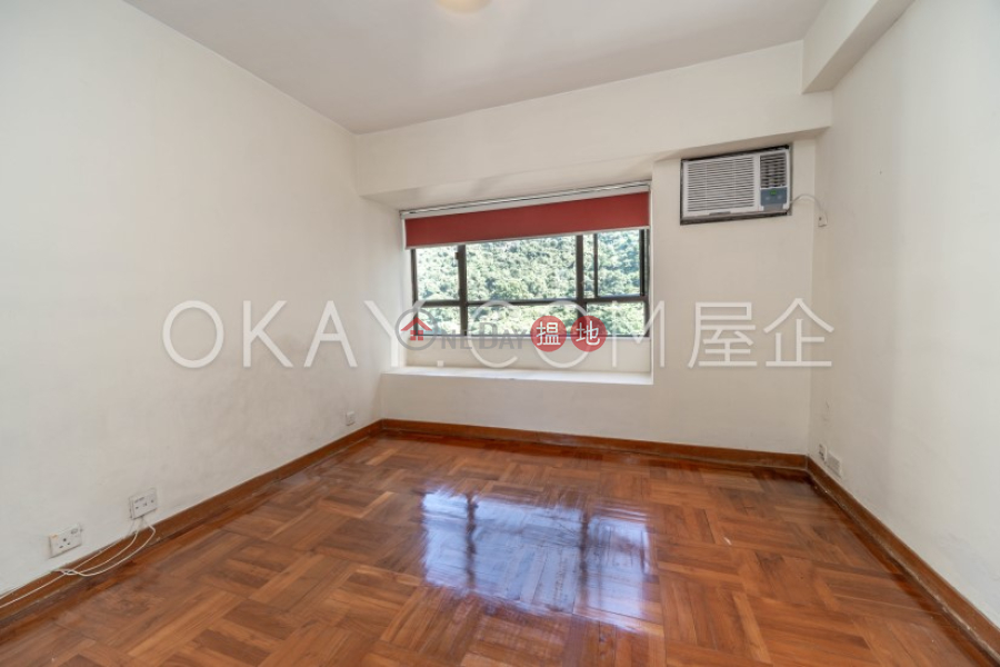 HK$ 18.97M | Gardenview Heights Wan Chai District | Elegant 3 bedroom with parking | For Sale