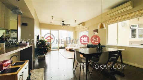 Unique 3 bedroom with balcony & parking | For Sale | Silver Fair Mansion 銀輝大廈 _0