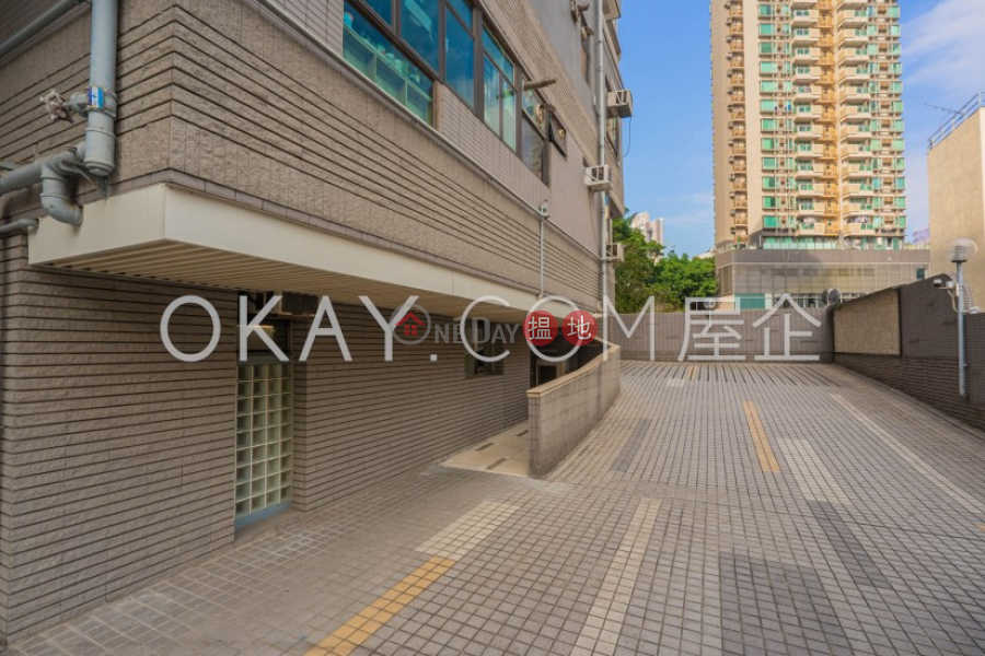 Property Search Hong Kong | OneDay | Residential | Sales Listings, Unique 2 bedroom on high floor with parking | For Sale
