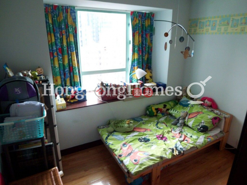3 Bedroom Family Unit at Goldwin Heights | For Sale 2 Seymour Road | Western District Hong Kong Sales HK$ 19M