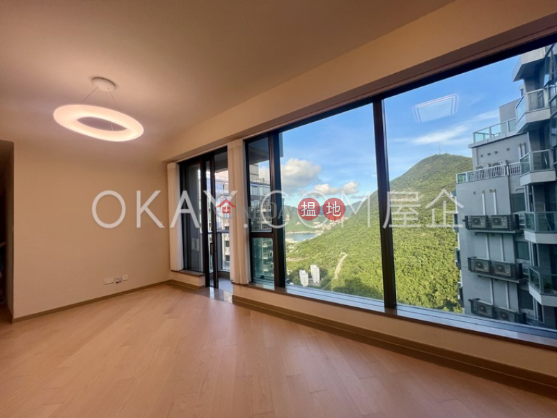 Nicely kept 3 bedroom on high floor with balcony | For Sale, 11 Heung Yip Road | Southern District | Hong Kong, Sales | HK$ 30M