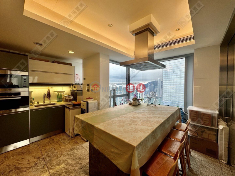 Property Search Hong Kong | OneDay | Residential | Sales Listings | Four bedrooms and two apartment in The Cullinan Sun Sky