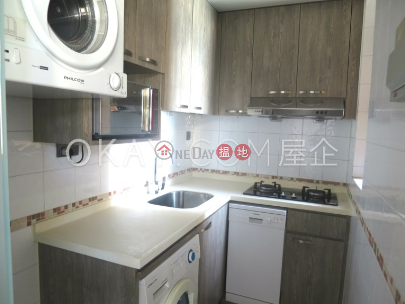 2房1廁,極高層,星級會所加惠臺(第1座)出租單位|29加惠民道 | 西區|香港-出租|HK$ 28,000/ 月
