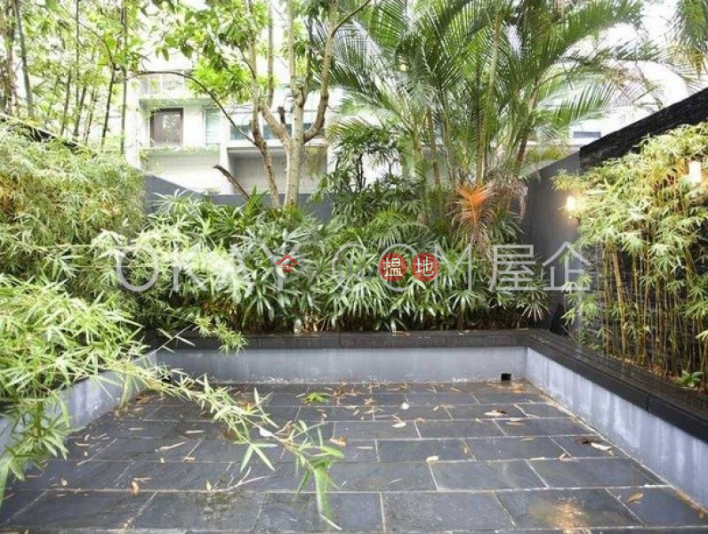 Exquisite house with rooftop, terrace | For Sale | Bisney View 別士尼觀 Sales Listings