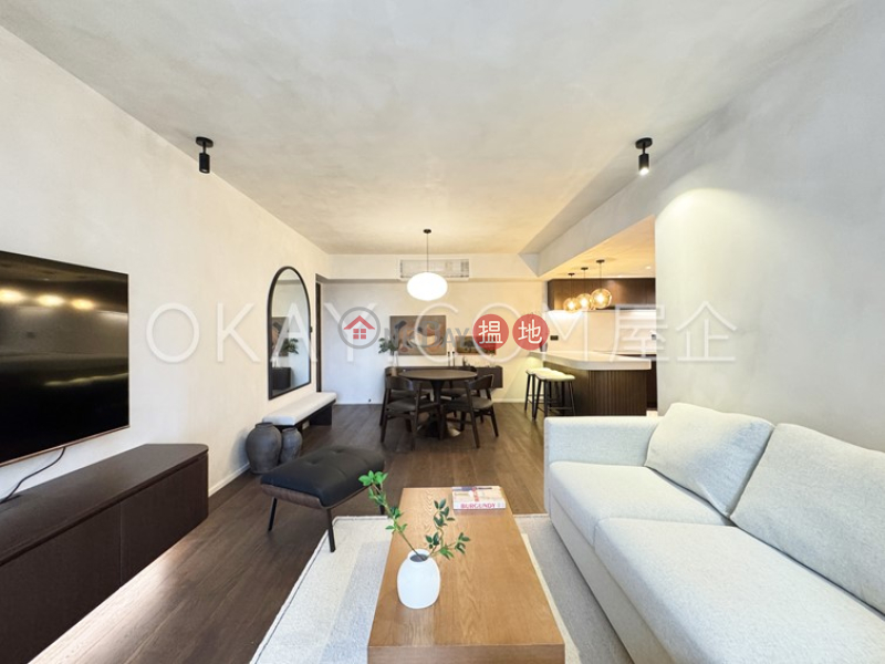 HK$ 68,000/ month Blessings Garden Western District Beautiful 3 bedroom in Mid-levels West | Rental