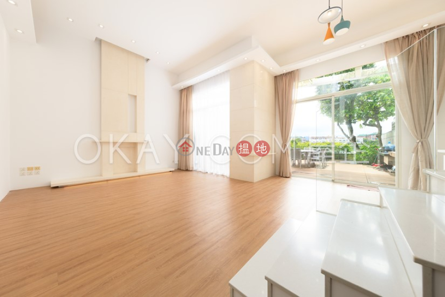 HK$ 102,000/ 月-馬坑邨 4座 良馬樓-南區-3房2廁,連車位,露台,獨立屋馬坑邨 4座 良馬樓出租單位