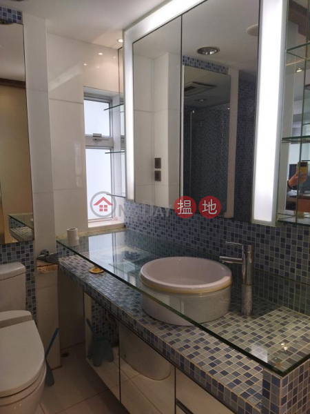 Flat for Rent in Hing Wong Court, Wan Chai | Hing Wong Court 興旺閣 Rental Listings