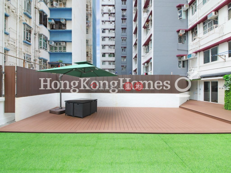 香港搵樓|租樓|二手盤|買樓| 搵地 | 住宅出售樓盤翡翠閣 B 座三房兩廳單位出售