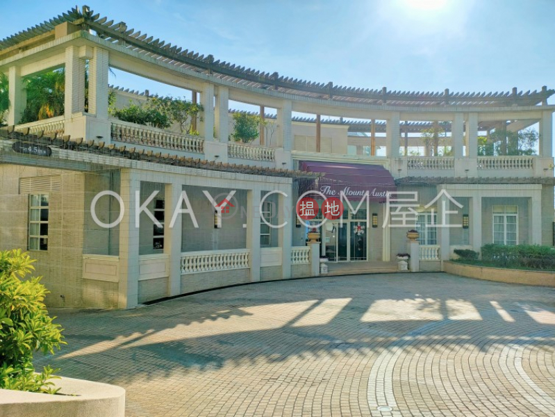 HK$ 56,800/ month | The Mount Austin Block 1-5 Central District, Elegant 3 bedroom with parking | Rental
