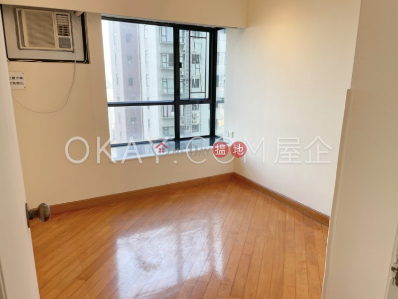 Property Search Hong Kong | OneDay | Residential, Sales Listings | Nicely kept 3 bedroom in Mid-levels West | For Sale